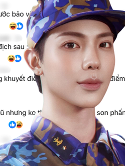 Hàng trăm bình luận gọi Erik là "tướng quân kem nền phiên bản Việt"