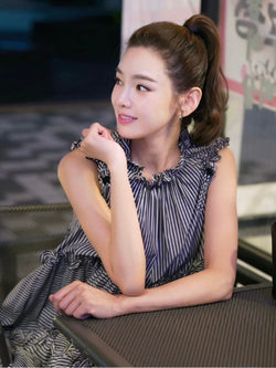 Nữ diễn viên Hàn U50 nhưng vẫn trẻ như gái đôi mươi nhờ 3 bí quyết