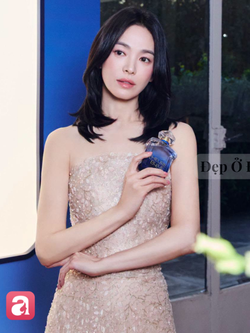 Local brand Việt giúp Song Hye Kyo đẹp như nữ thần tại sự kiện quốc tế