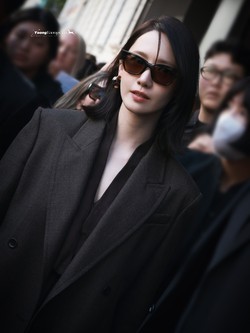 Yoona tổng tài ăn đứt Yoona bánh bèo, cam zoom cận đẹp hết phần thiên hạ