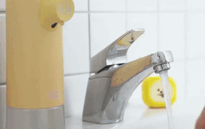 M&aacute;y tạo bọt rửa tay si&ecirc;u xinh, c&ograve;n c&oacute; cảm ứng si&ecirc;u xịn nh&igrave;n l&agrave; muốn 