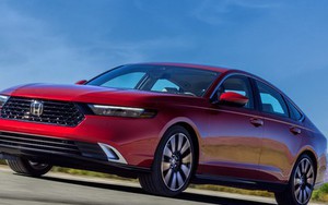 Honda Accord đời mới ch&iacute;nh thức ch&agrave;o s&acirc;n: Th&ecirc;m bản sao của Civic