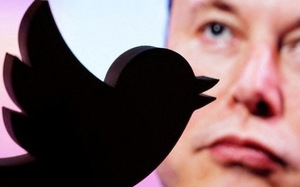 Tỉ phú Elon Musk đình chỉ tài khoản Twitter của nhiều nhà báo