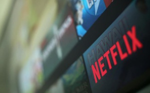 Status 5 năm trước của Netflix bị đào lại: Ngày xưa nói chia sẻ password là yêu, sao giờ lại đòi thu thêm phí?