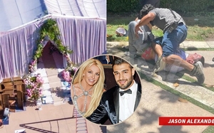 Britney Spears bị chồng cũ đột nhập phá đám cưới với bạn trai kém 12 tuổi, cảnh sát khống chế khẩn đối tượng ở dinh thự
