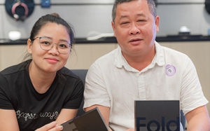 Người dùng nhận hàng sớm Galaxy Z Fold4 đầu tiên tại Việt Nam: “Ấn tượng trên cả mong đợi”