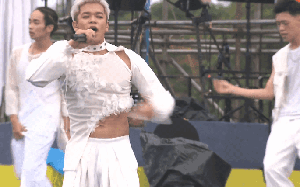 Trực tiếp từ HAY Glamping Music Festival: Trọng Hiếu khoe vòng eo khiến khán giả "mất máu", Gigi Hương Giang diễn cực sung dưới mưa!