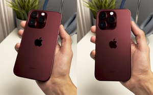 iPhone 15 Pro Max màu đỏ rượu trên tay nhìn quyến rũ và sang chảnh thế này, iFan không mê mới lạ!