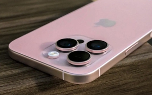 Xuất hiện hình ảnh iPhone 15 Pro Max màu hồng, đẹp lấn át iPhone 14 Pro Max tím
