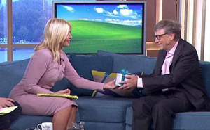 Bill Gates tặng nữ MC 1 tấm séc và bảo cô điền bao nhiêu tiền tùy thích: Bài học thấm thía từ vị tỷ phú U70!