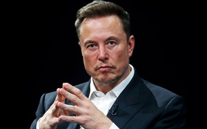 2 trong 3 cấp phó thân tín nhất của Elon Musk rời đi, Tesla đang trải qua 