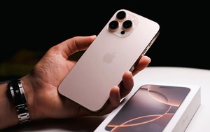 Một phiên bản iPhone 16 đang 