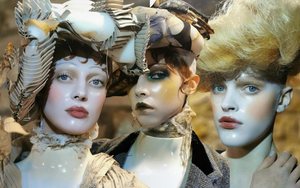 Makeup búp bê sứ tại show Maison Margiela khiến hội làm đẹp mê mẩn, bỗng chốc thành hot trend 2024