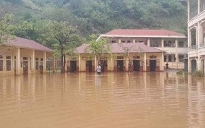 Gần 200 học sinh Sơn La nghỉ học do trường ngập nước