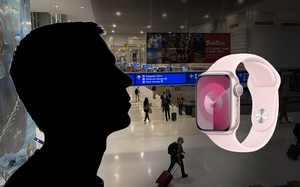 Bị mất vali ở sân bay, cô gái mở Apple Watch lên thì thấy có chuyện kỳ lạ xảy ra