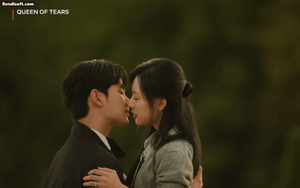 Cặp đ&ocirc;i phim giả t&igrave;nh thật ngầm c&ocirc;ng khai h&uacute;t 2 triệu like: Nh&agrave; trai đẹp v&ocirc; đối đang khiến to&agrave;n cầu ph&aacute;t cuồng- Ảnh 7.