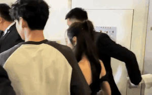 Kh&ocirc;ng phải 1, c&oacute; đến 2 cặp chị - em cực phẩm showbiz đ&atilde; 