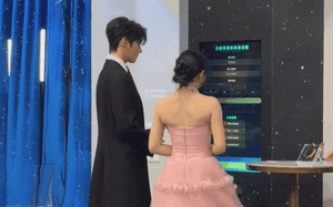 C&oacute; mỹ nh&acirc;n 42 tuổi n&agrave;o mơn mởn như quả đ&agrave;o mật thế n&agrave;y kh&ocirc;ng: Đẹp kh&ocirc;ng tả nổi, nh&igrave;n tưởng đ&acirc;u thiếu nữ