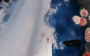 Kh&ocirc;ng thể tin đ&acirc;y l&agrave; mỹ nh&acirc;n đẹp chấn động thế gian: Thần nữ bước ra từ tranh sơn dầu, b&uacute;t n&agrave;o vẽ cho nổi