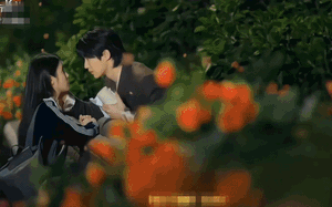 Phim H&agrave;n chưa chiếu đ&atilde; chiếm top 1 độ hot cả nước: Cặp ch&iacute;nh đỉnh cao qu&yacute; tộc, thở th&ocirc;i cũng đẹp tr&agrave;n m&agrave;n h&igrave;nh