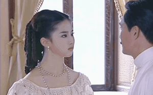 Tr&ecirc;n đời c&oacute; duy nhất 1 người cười hở lợi vẫn đẹp khủng khiếp, đẻ sớm 1.000 năm th&igrave; giai nh&acirc;n thời cổ đều phải l&agrave;m nền- Ảnh 8.