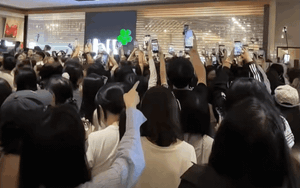Mỹ nam duy nhất khiến Dương Mịch h&eacute;t l&ecirc;n "đẹp trai qu&aacute;" 4 lần giữa sự kiện: Visual g&acirc;y nghiện như dặm b&ugrave;a l&ecirc;n mặt- Ảnh 6.