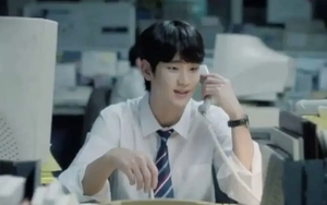 Kim Soo Hyun đ&atilde; rơi xuống đ&aacute;y vực- Ảnh 4.