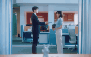 Gom hết t&igrave;nh y&ecirc;u tr&ecirc;n đời mới l&agrave;m ra phim H&agrave;n si&ecirc;u chữa l&agrave;nh: Nam ch&iacute;nh thả t&iacute;nh qu&aacute; mượt, nữ ch&iacute;nh đẹp ph&aacute;t hờn- Ảnh 9.