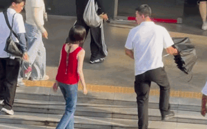Nữ phụ quốc d&acirc;n hết thời kh&ocirc;ng ai mời đ&oacute;ng phim, mỗi ng&agrave;y chỉ d&aacute;m ăn 2 c&aacute;i b&aacute;nh gi&aacute; 3000 đồng- Ảnh 2.