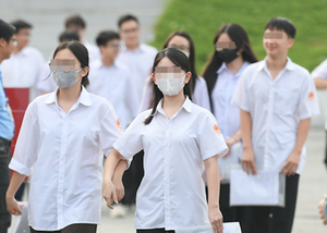 13 th&iacute; sinh Chuy&ecirc;n Tuy&ecirc;n Quang đạt tr&ecirc;n 8 điểm m&ocirc;n tiếng Anh thi lại tốt nghiệp - Ảnh 1.