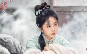 6 tầng trung t&acirc;m thương mại chật n&iacute;ch v&igrave; Đ&agrave;m T&ugrave;ng Vận: Gương mặt trẻ m&atilde;i kh&ocirc;ng gi&agrave;, chấn động mọi gi&aacute;c quan - Ảnh 9.