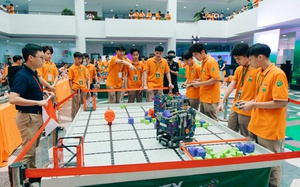 FPT Schools mang sàn đấu Robotics thế giới thu nhỏ về Hà Nam