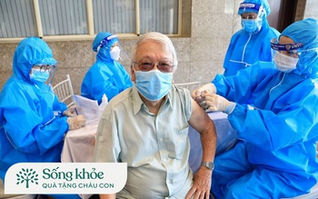 Người già mắc những bệnh gì thì không nên tiêm vắc-xin Covid-19? - Ảnh 1. Người già mắc những bệnh gì thì không nên tiêm vắc-xin Covid-19? - Ảnh 1.