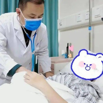 Nữ sinh 19 tuổi bị đau tức bụng rồi phát hiện sỏi mật, nguyên nhân xuất phát từ thói quen vào buổi sáng của nhiều người trẻ - Ảnh 1. Nữ sinh 19 tuổi bị đau tức bụng rồi phát hiện sỏi mật, nguyên nhân xuất phát từ thói quen vào buổi sáng của nhiều người trẻ - Ảnh 1.