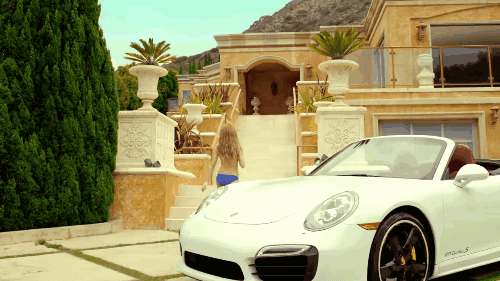 150813musicHYUNA1-e149c