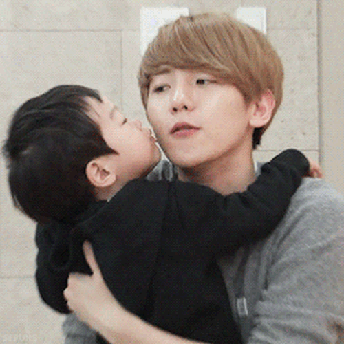 Bức ảnh đạt kỉ lục 1 triệu like của Chanyeol (EXO) l&agrave; chụp c&ugrave;ng Baekhyun - Ảnh 10.