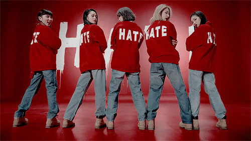 4Minute trở lại với sự th&ugrave; gh&eacute;t trong MV mới - Ảnh 1.