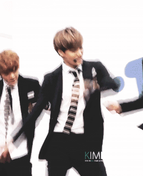 Thời kỳ tỏa s&aacute;ng của từng th&agrave;nh vi&ecirc;n EXO qua c&aacute;c ca kh&uacute;c - Ảnh 4.
