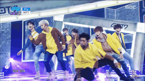S&acirc;n khấu mới của c&aacute;c ch&agrave;ng trai GOT7: Xem từ xa cũng đủ l&agrave;m fan tan chảy - Ảnh 1.