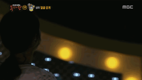 Thành viên girlgroup tượng đài gây sốc khi lộ diện trong show hát giấu mặt - Ảnh 3.