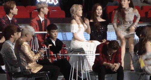 Netizen H&agrave;n tiếp tục đưa ra loạt bằng chứng hẹn h&ograve; của Taeyeon (SNSD) v&agrave; G-Dragon (Big Bang) - Ảnh 2.