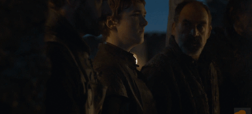 Davos bảo vệ xác chết của Jon Snow trong đoạn clip đầu tiên của Game of Thrones mùa 6 - Ảnh 3.