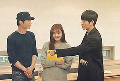 “Cheese In The Trap”: Park Hae Jin lại thắm thiết bên người yêu - Ảnh 32.