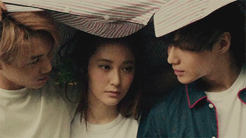 Sau tin hẹn h&ograve;, netizen l&ugrave;ng sục lại bộ ảnh Kai (EXO) v&agrave; Krystal f(x) từng chụp chung - Ảnh 8.