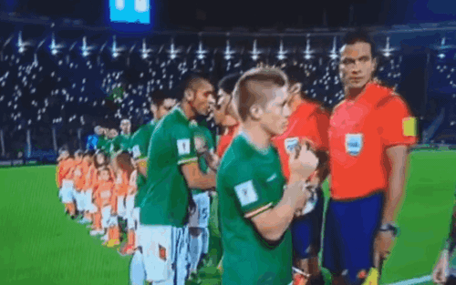 Đội trưởng Bolivia giải thích lý do cho Messi leo cây - Ảnh 2.