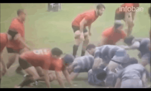 Cầu thủ rugby bị cấm thi đấu... 99 năm vì đạp vào mặt đối thủ - Ảnh 2.