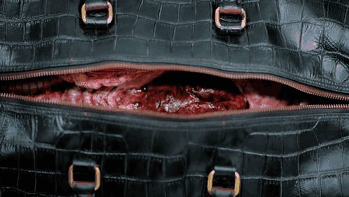 Clip: c&aacute;c qu&yacute; c&ocirc; s&agrave;nh điệu sốc nặng trước những chiếc t&uacute;i da c&oacute; 1-0-2 của PETA - Ảnh 6.