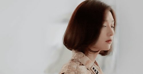 Kim Ji Won: Mỗi kiểu t&oacute;c một phong c&aacute;ch & kiểu n&agrave;o cũng đẹp miễn ch&ecirc;! - Ảnh 3.