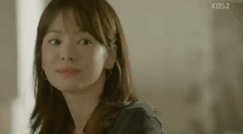 Sợ người yêu ghen, Song Joong Ki “nuốt nước bọt” trước cô bồi bàn bốc lửa - Ảnh 14.