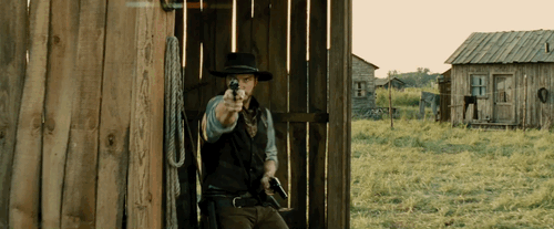 Chris Pratt ho&aacute; cao bồi viễn T&acirc;y trong trailer m&aacute;u lửa của The Magnificent Seven - Ảnh 3.